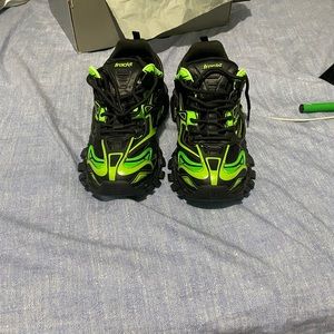 Balenciaga track 2